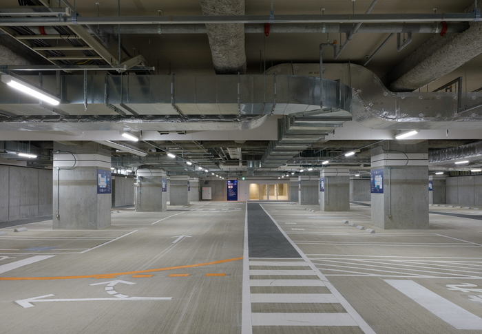地下駐車場