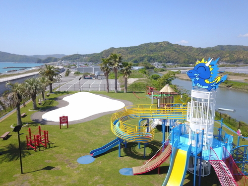 公園遊具ゾーン